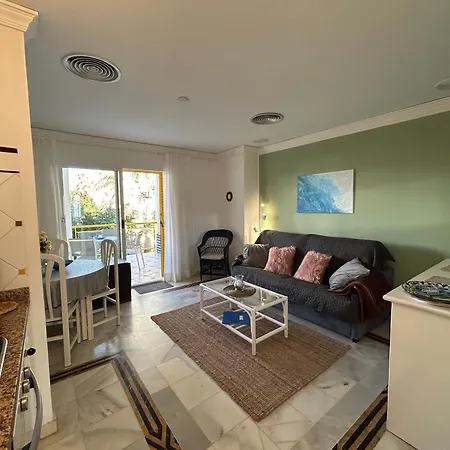 Alberca 2-serviden Dénia